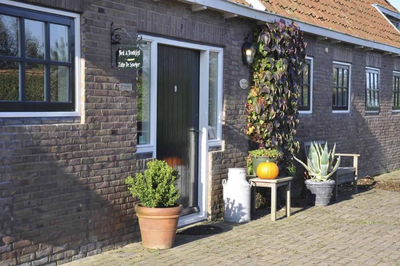Bed And Breakfast Zathe De Spieker Itens Exteriér fotografie